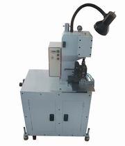 供應(yīng)青島電腦剝皮機端子機剝皮打端機