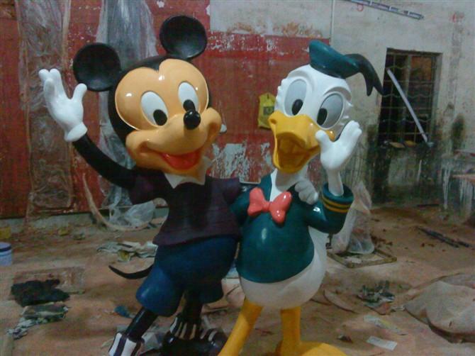 玻璃鋼公園卡通雕塑