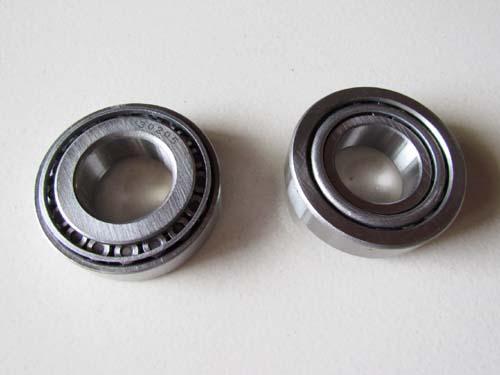 供應(yīng)高碳鉻軸承鋼30204圓錐滾子軸承