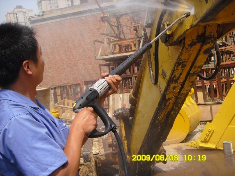 建筑拉毛混凝土拉毛油罐清洗圖片