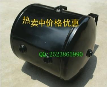 供應(yīng)小型臥式儲(chǔ)氣罐