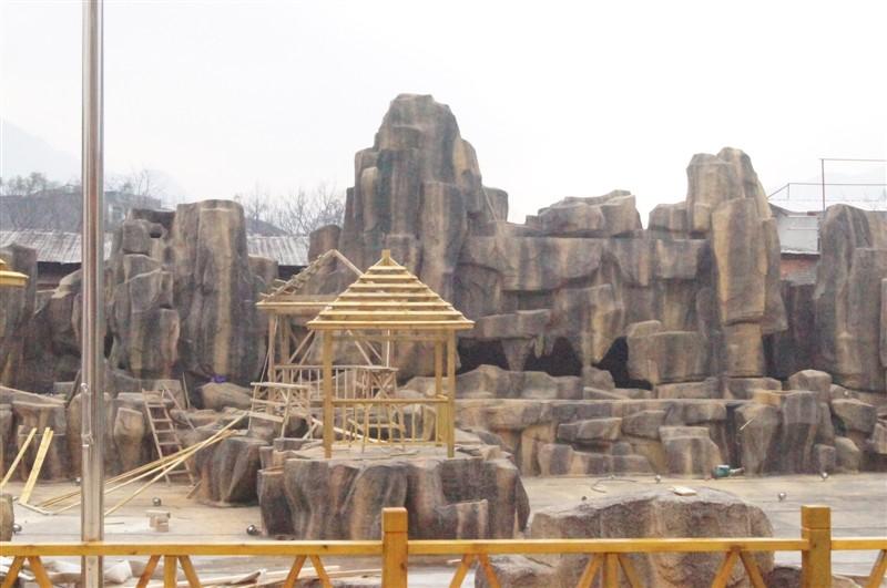 重慶水泥仿真龜紋石假山跌水景觀工程設計規(guī)劃塑石假山