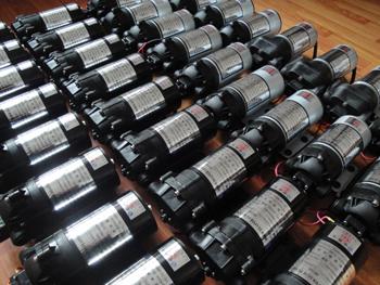 供應DP微型電動隔膜泵