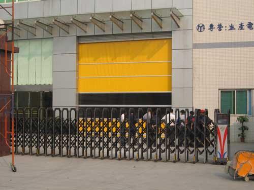 供應(yīng)電動(dòng)伸縮門