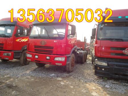 常年出售二手奧威雙驅(qū)牽引車圖片