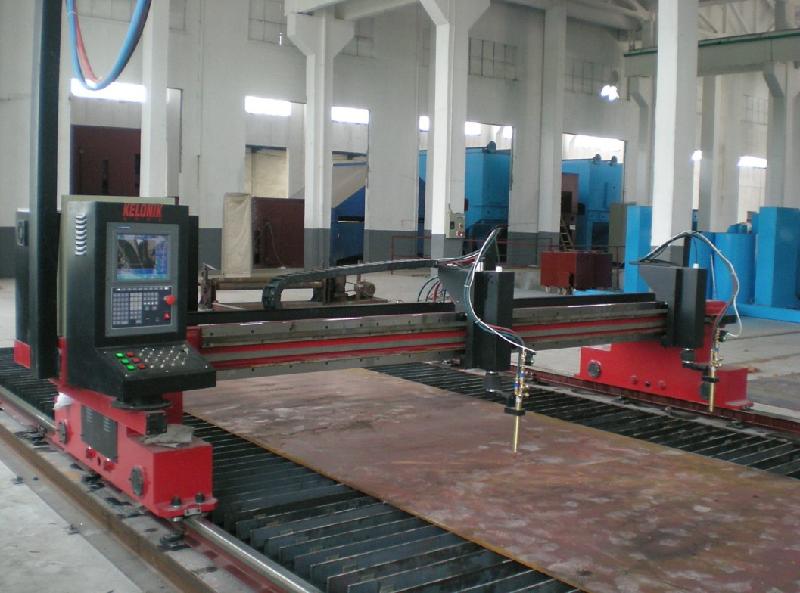 數(shù)控等離子切割機(jī)，廣告字切割機(jī)，等離子數(shù)控切割機(jī)，數(shù)控等離子切割