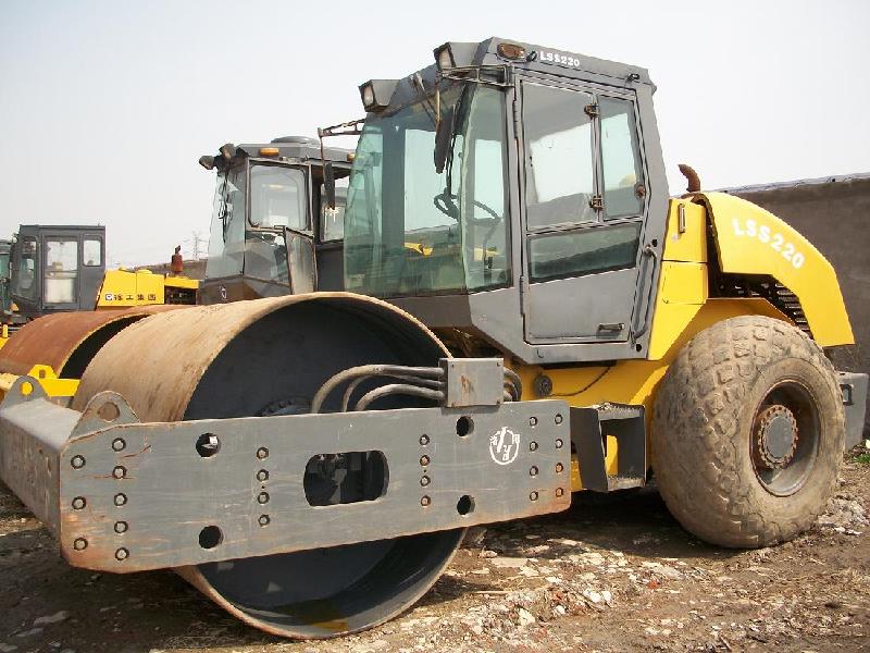 供應(yīng)二手徐工20噸壓路機(jī)；供應(yīng)二手徐工21/25鐵三輪壓路機(jī)