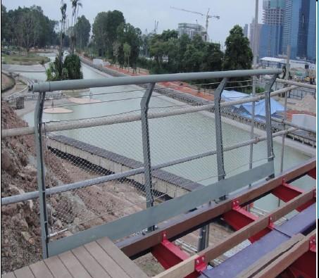 供應(yīng)樓梯扶手鋼絲繩網(wǎng)