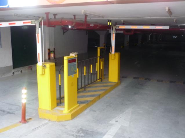 供應(yīng)重慶停車場(chǎng)收費(fèi)管理系統(tǒng)維護(hù)