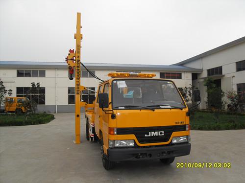 供應(yīng)河北護(hù)欄維修車生產(chǎn)廠家