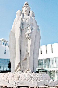 供應(yīng)曲陽漢白玉大型觀音11