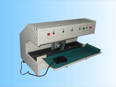 供應(yīng)專業(yè)LED鋁基板分板機(jī)燈條裁切機(jī)燈條