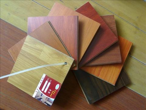 供應(yīng)上海二手地板木門