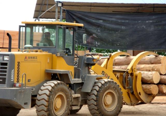 供應(yīng)工程木方輻射松