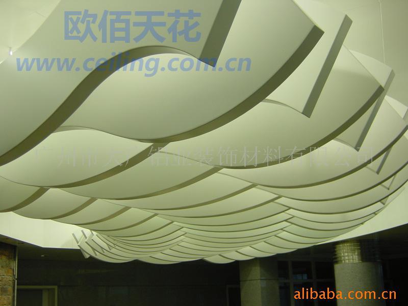 供應(yīng)彩色鋁單板生產(chǎn)供應(yīng)商/彩色鋁單板*報價/彩色鋁單板生產(chǎn)廠家