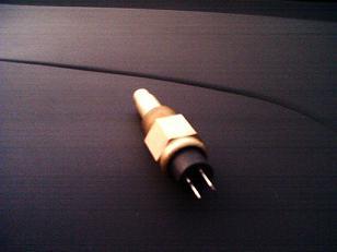 供應(yīng)新款康明斯QSX15起動機4081235/5284084