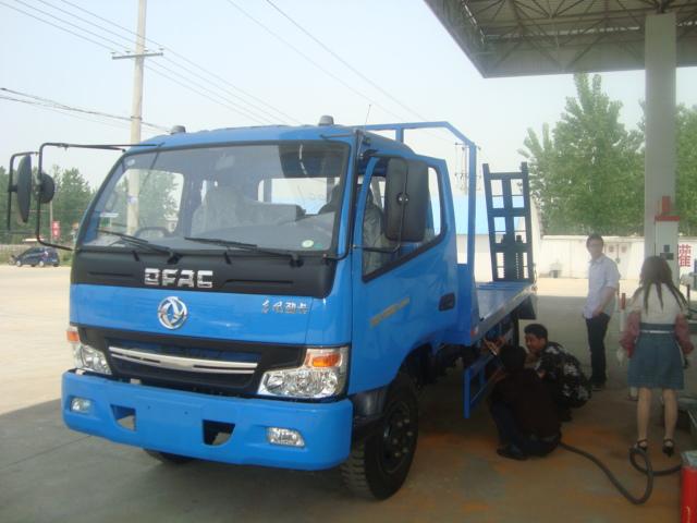 選購?fù)跈C運輸車的策略圖片