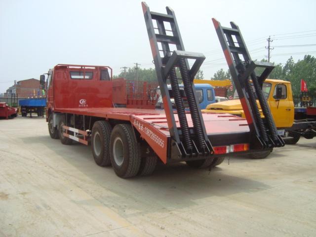 供應(yīng)大型挖掘機平板運輸車