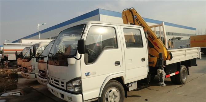 供應(yīng)*端配置的隨車吊-五十鈴隨車吊