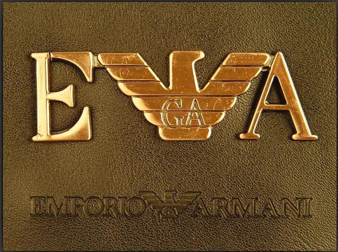 供應(yīng)優(yōu)質(zhì)花紋燙金標，花紋燙金商標，服裝商標，服裝商標廠家，衣服商標定做。燙金服飾皮標燙 燙金皮標