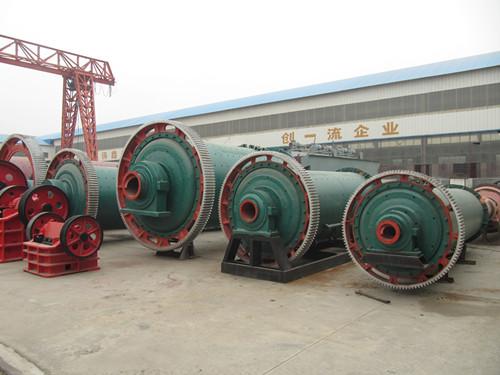 供應節(jié)能球磨機生產廠家，節(jié)能粉煤灰球磨機，加氣磚生石灰球磨機