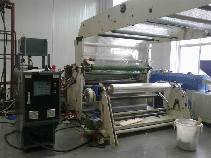 壓光機(jī)輥筒導(dǎo)熱油循環(huán)加熱器圖片