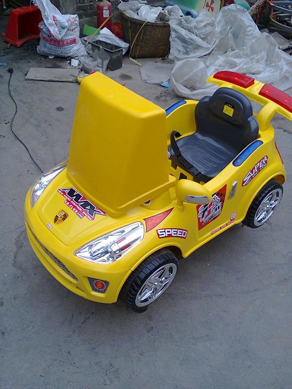 供應(yīng)四川綿陽兒童搖搖車綿陽搖擺機(jī)價(jià)格綿陽搖擺機(jī)搖搖車哪里買搖擺機(jī)