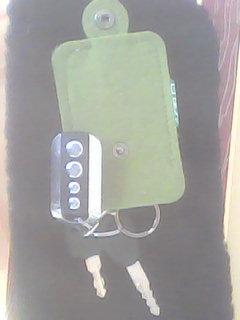 供應(yīng)彩色毛氈鑰匙包，公交卡袋，各種毛氈產(chǎn)品特價銷售