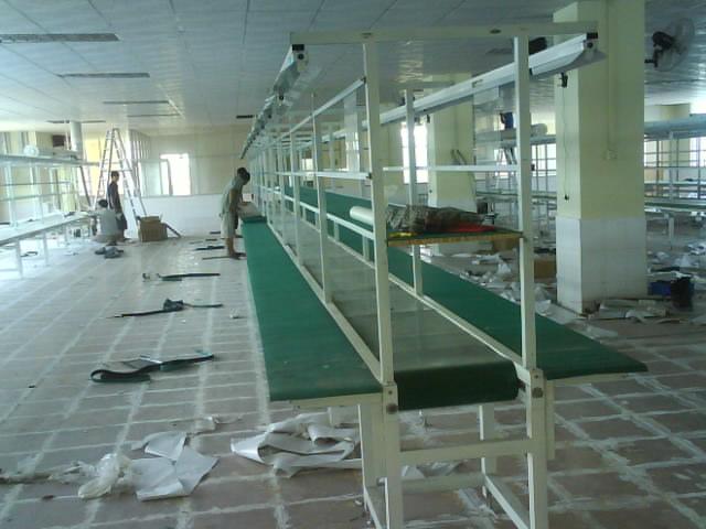 二手生產(chǎn)線流水線烤箱噴油拉圖片