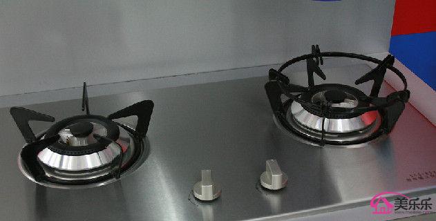 廠家指定足球燃?xì)庠罹S修廣州維修點(diǎn)圖片