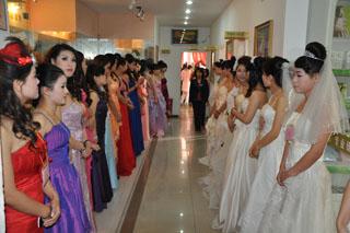 供應(yīng)初夏如何護理皮膚