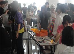 福州哪里有化妝學(xué)校/福州化妝學(xué)校圖片