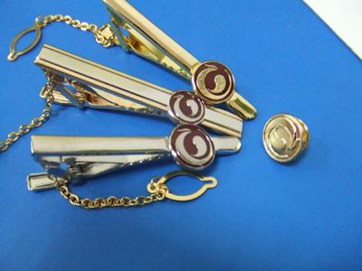 供應成都“金屬袖扣”批發(fā)成都“金屬領帶夾”制作“領帶夾”訂做“袖扣”