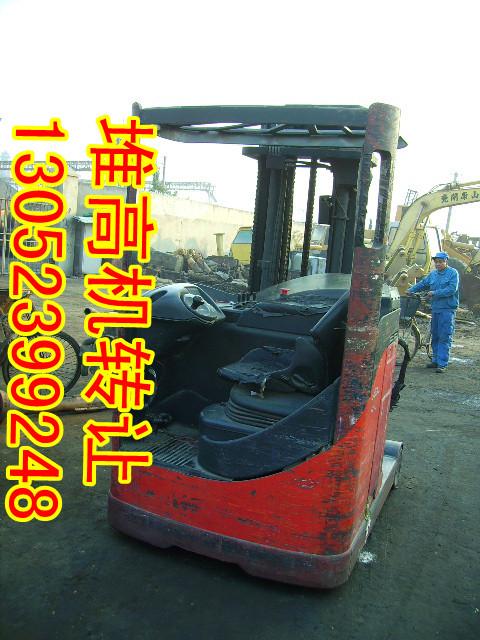 合力叉車轉(zhuǎn)讓-電瓶叉車-夾包叉車 - 35000元叉車出售