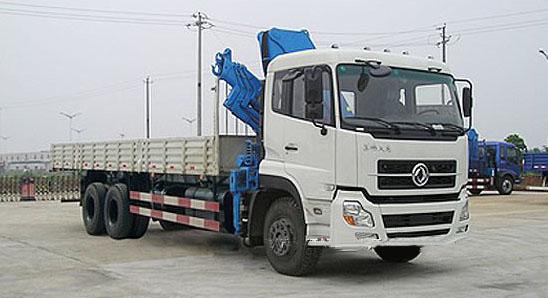 供應(yīng)東風(fēng)雙橋自卸車(chē)帶徐工吊價(jià)格出廠價(jià)