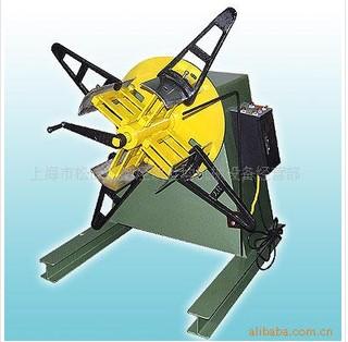 供應標準型料架矯直機系列（二合一）