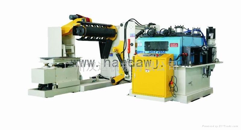 NCHF精密超寬厚板整平送料機(jī)圖片