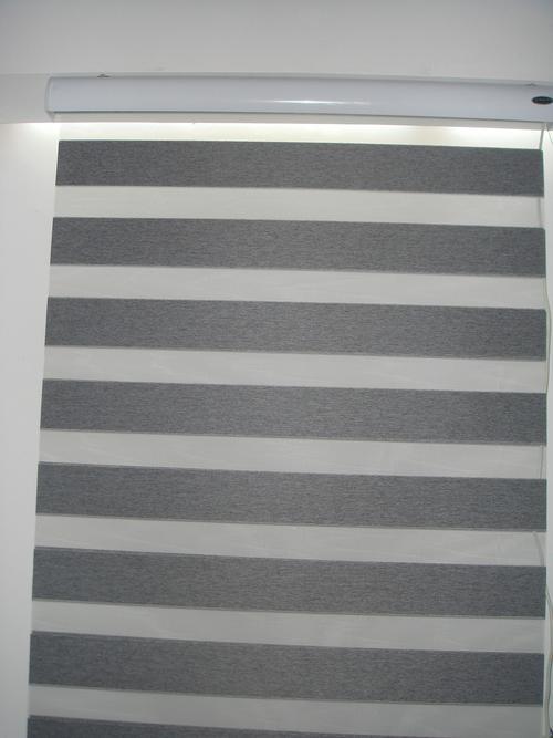 供應(yīng)天津?qū)懽謽寝k公室遮陽窗簾遮陽卷簾