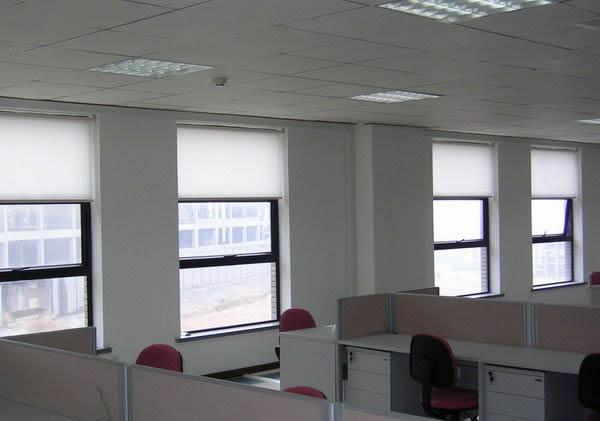 供應(yīng)陽光卷簾面料成份陽光卷簾系列