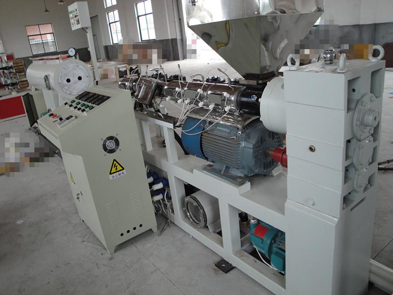 供應PC管材型材生產(chǎn)線線