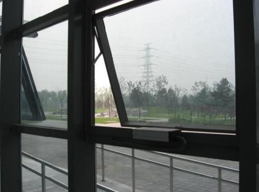 供應(yīng)電動開窗器上海電動開窗器