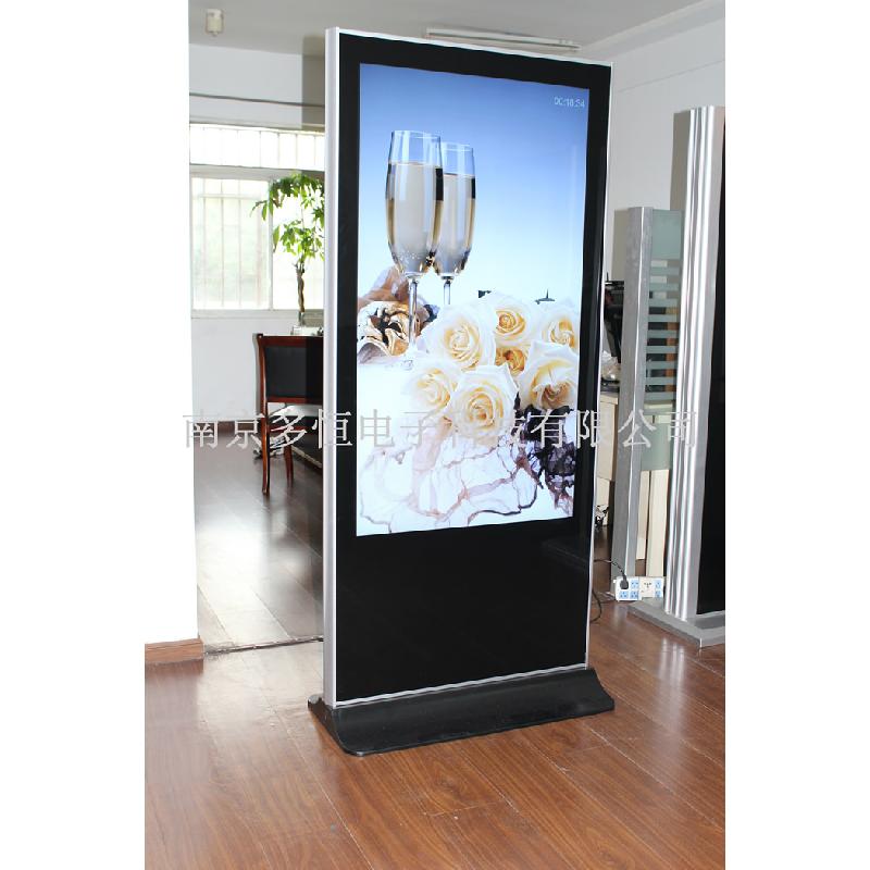 供應(yīng)廠家直銷55寸新款超薄數(shù)碼海報機