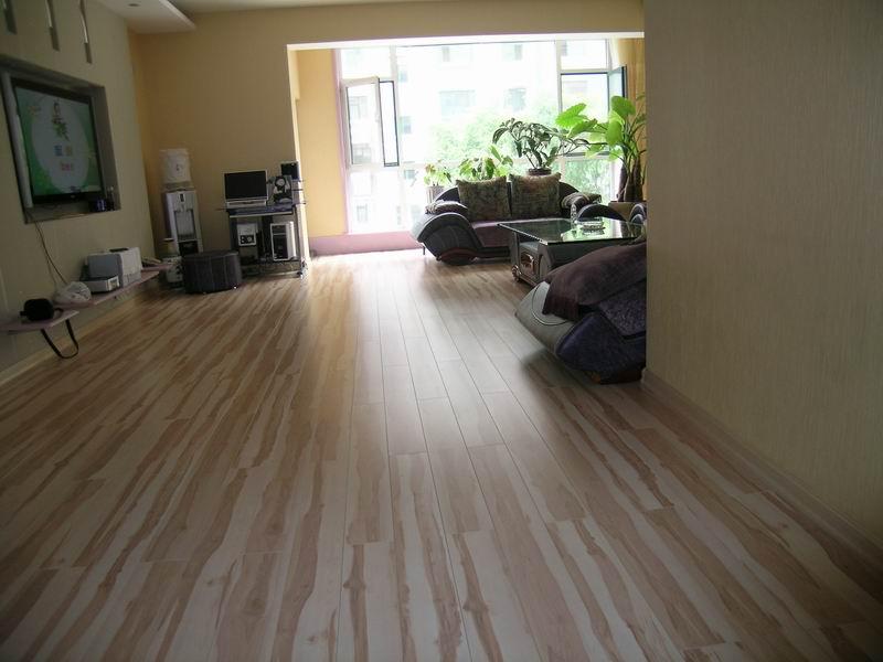 供應(yīng)強化復(fù)合地板