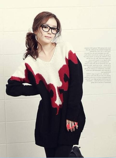 供應(yīng)套頭波浪拼色毛衣批發(fā)