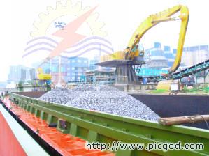 供應八達重工固定式卸船機抓料機碼頭吊