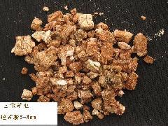 供應靈壽園藝蛭石粉廠金黃色膨脹蛭石13930104417