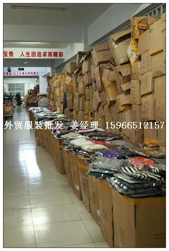 供應(yīng)北京天皓成服裝批發(fā)市場
