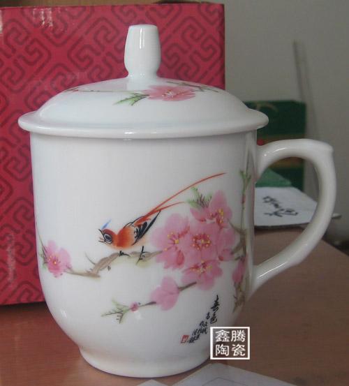 陶瓷杯訂做 粉彩花鳥茶杯圖片