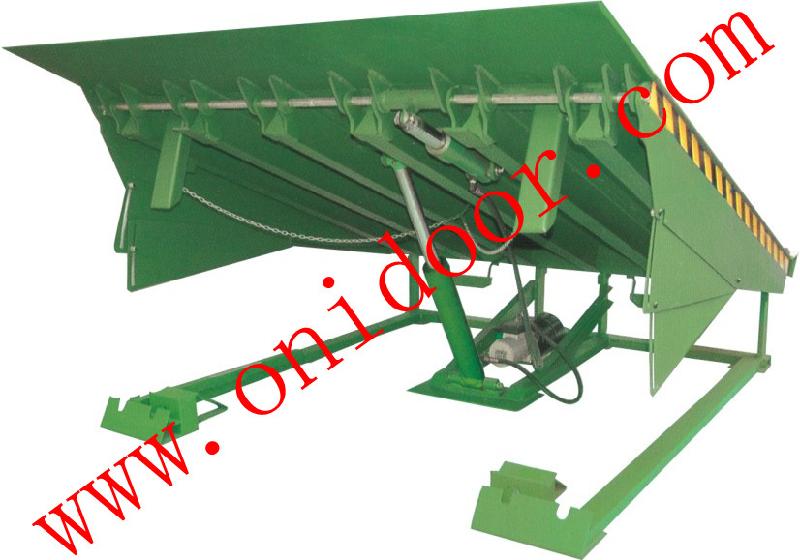 供應(yīng)防撞門*物流中心等*卸貨平臺(tái)