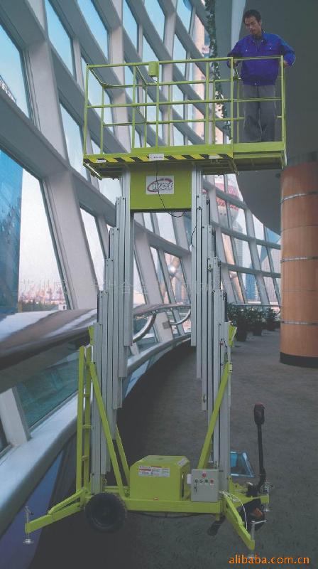 濟(jì)南鋁合金式升降機(jī)丨鋁合金升降機(jī)圖片